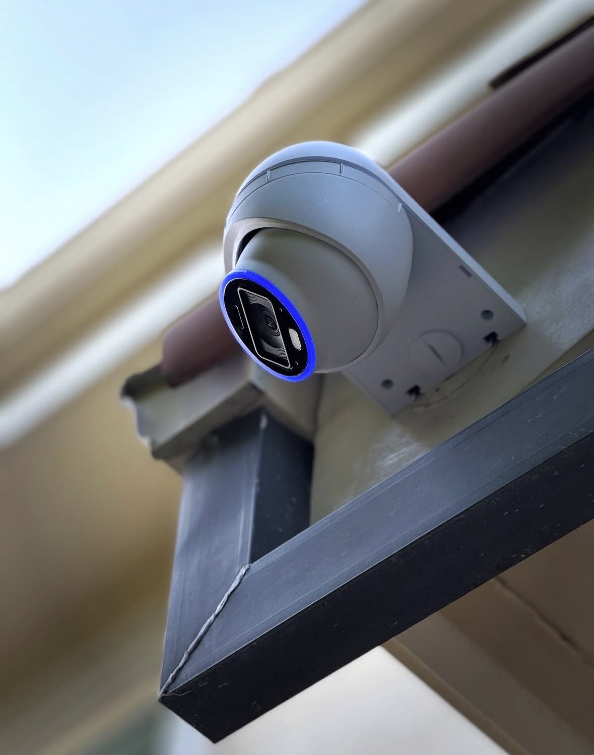 Sistema de cámaras inteligentes y seguridad residencial en Lo Curro Vitacura